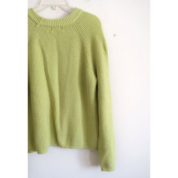 Tahari Lime Green Sweater - Size Medium - Picture 6 of 9